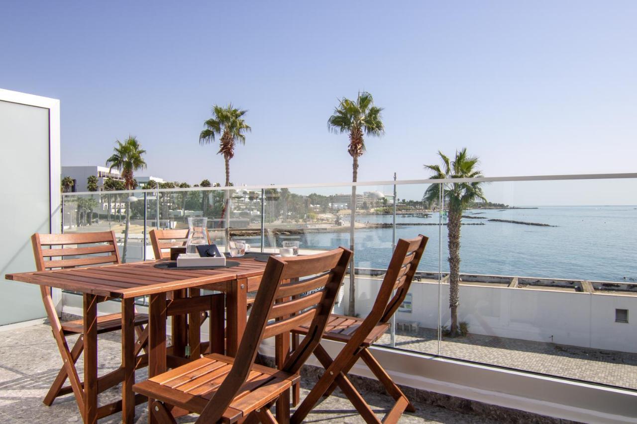 Paphos Phaedrus Living Seaview Studio Suite Lighthouse 52 מראה חיצוני תמונה